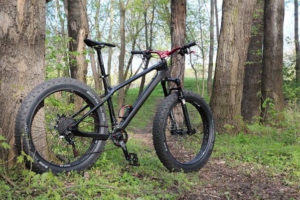 Les meilleurs parcours pour pratiquer le fatbike électrique