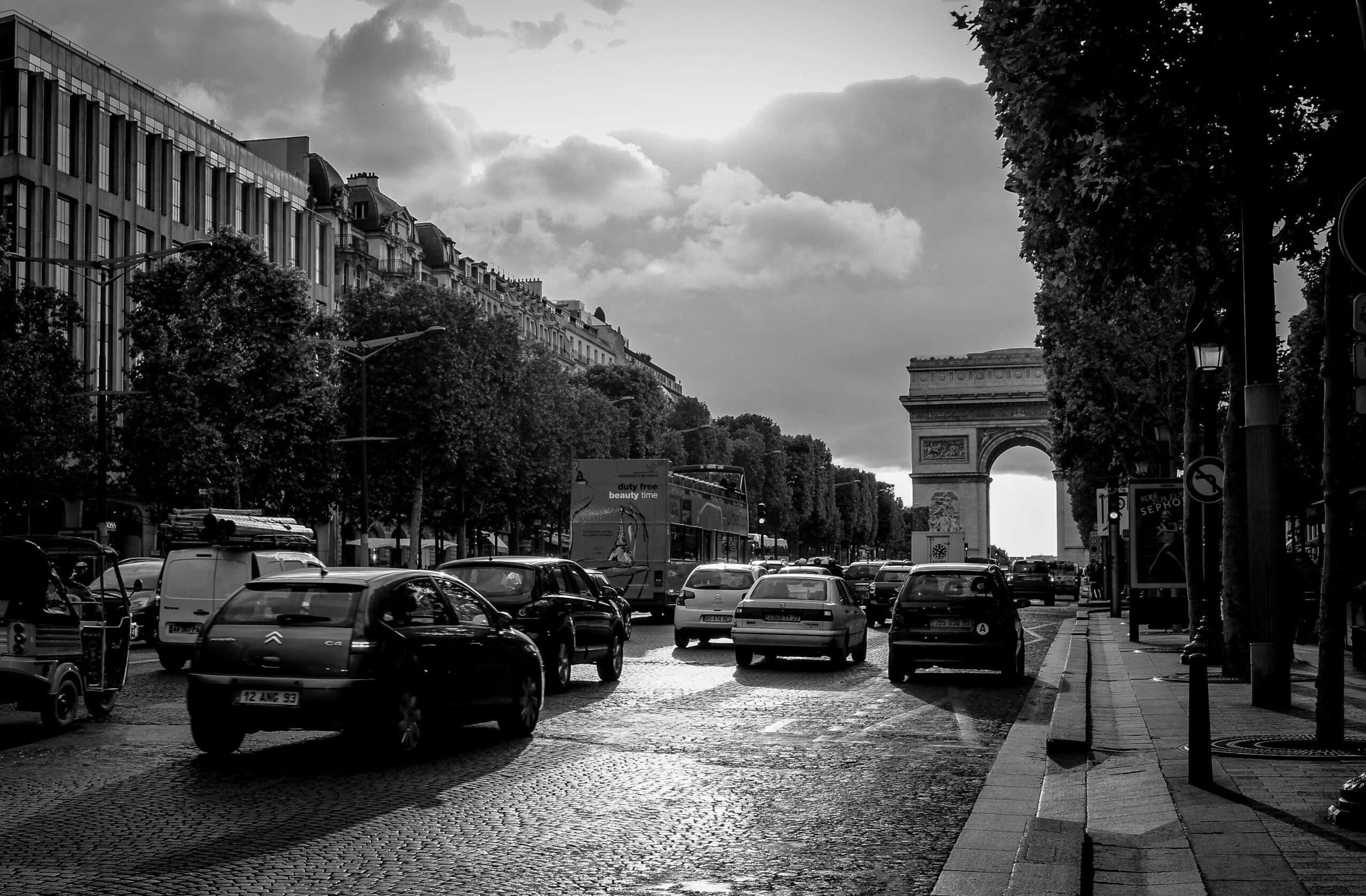 ZFE Paris : Les changements en 2025 pour les automobiles - Automobilite ...